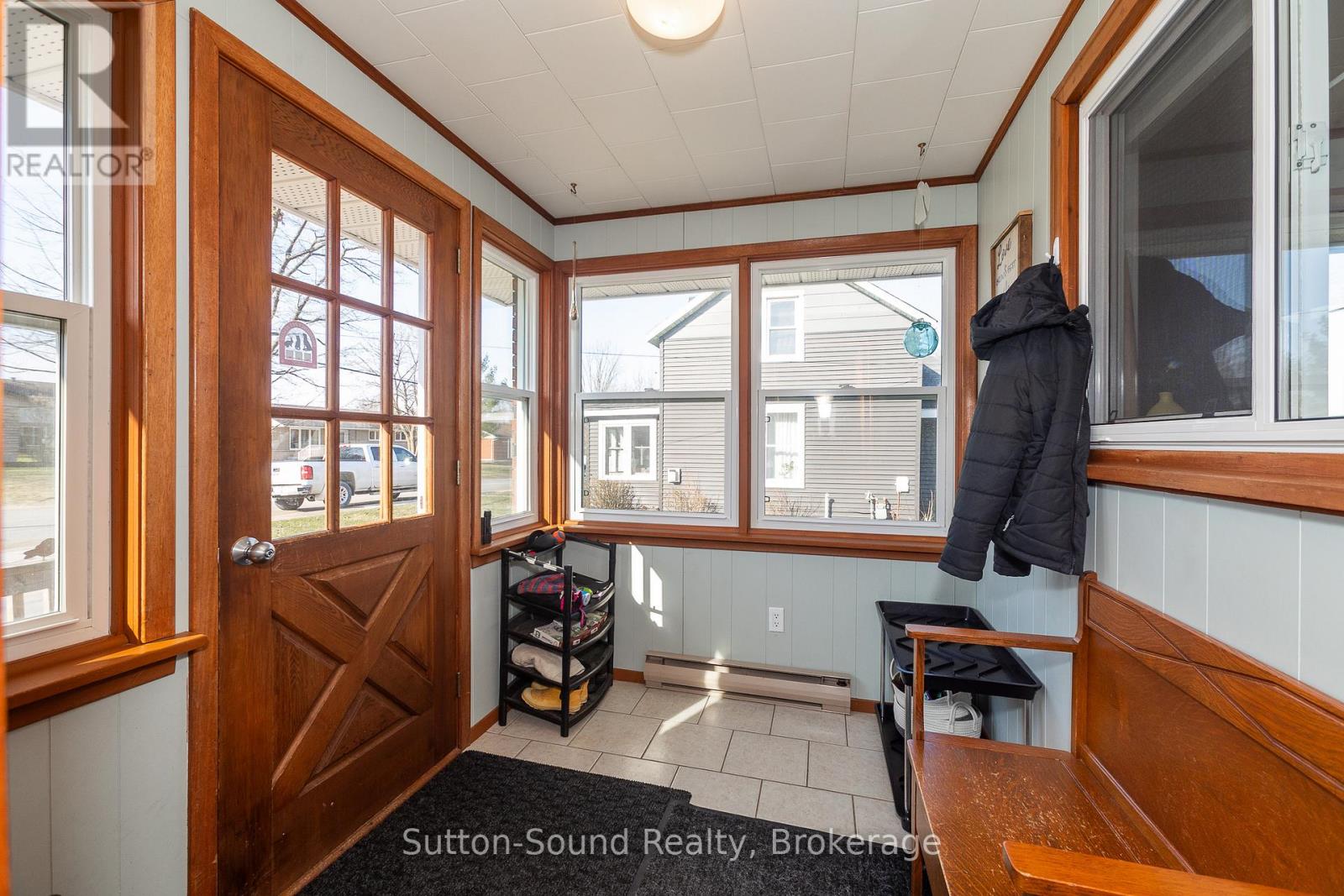 60 MILL STREET - 7