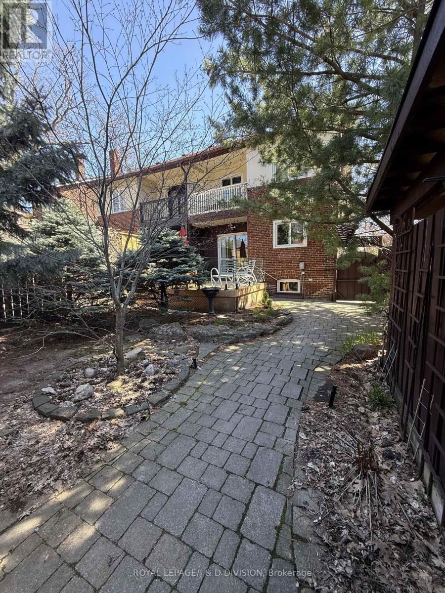 112 ROSE PARK DRIVE - 33