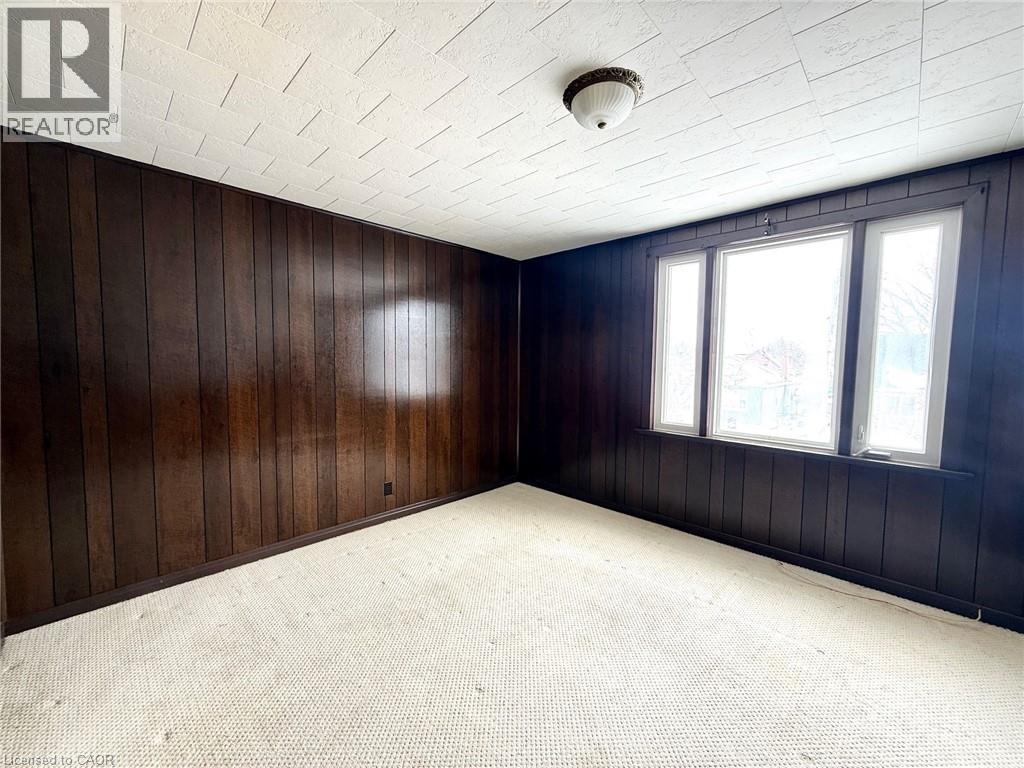 17 LYONS Avenue Unit# 2, Welland, Ontario, L3B1L8 — Photo 3