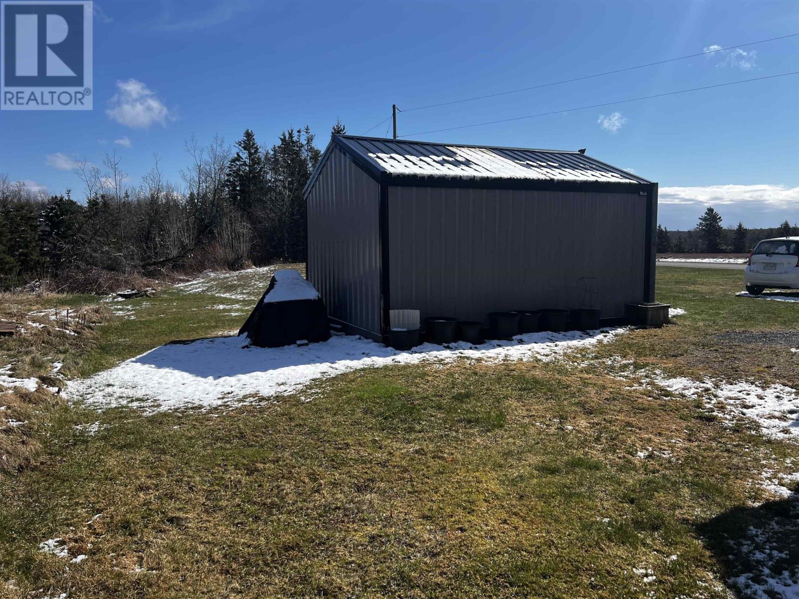 87 Pinette Road - 36