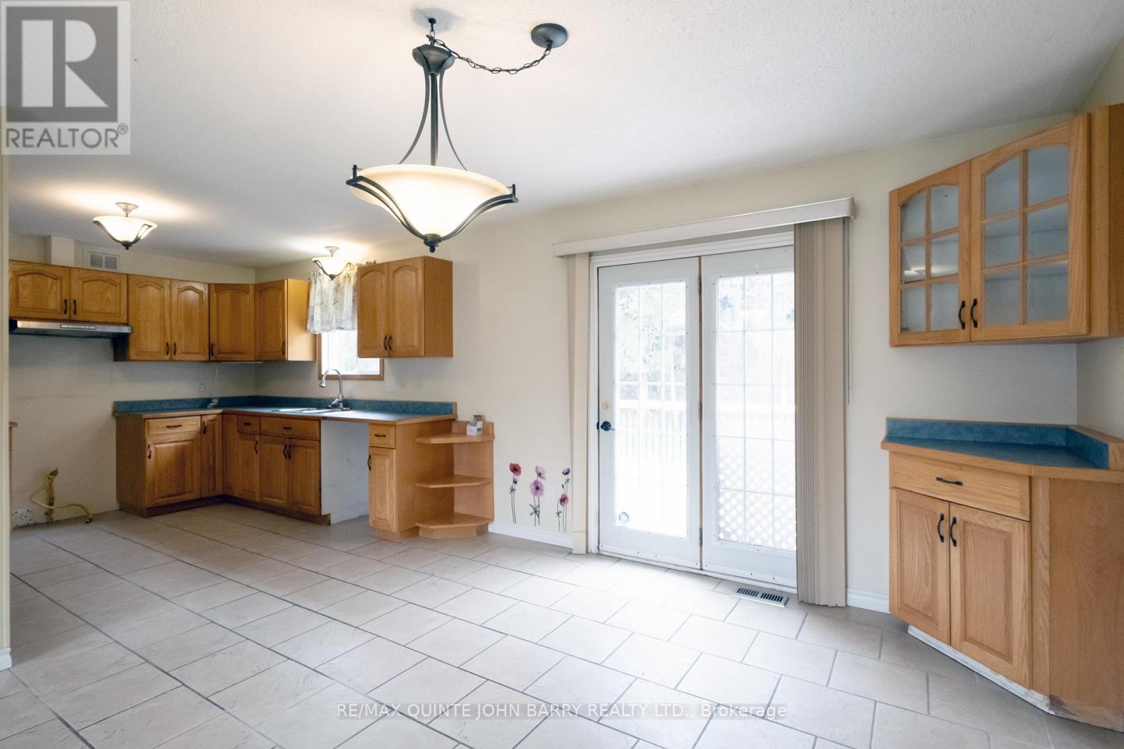 625 SCUTTLEHOLE ROAD - 14