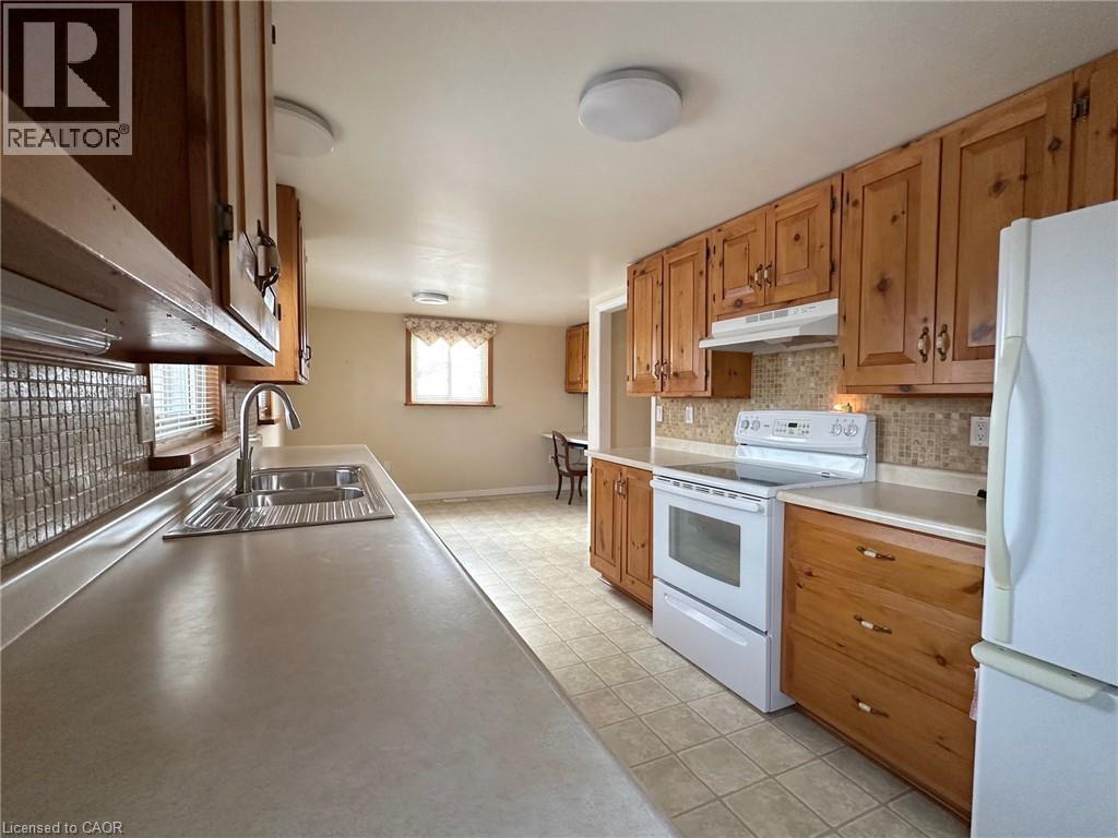 220 REGENT Avenue, Port Dover, Ontario, N0A1N0 — Photo 7