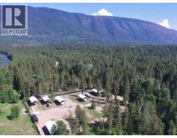 1701 Ireland Road Unit# 10, North Shuswap, BC V0E1M9 Photo 10