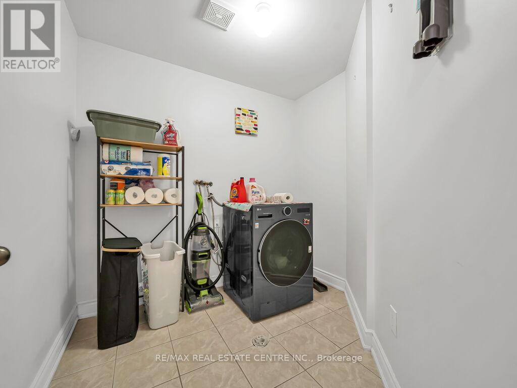198 DUSKYWING WAY - 30