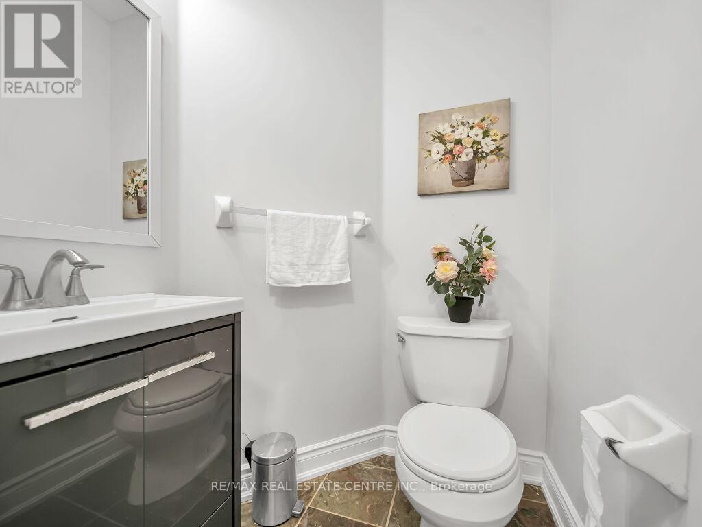 198 DUSKYWING WAY - 38