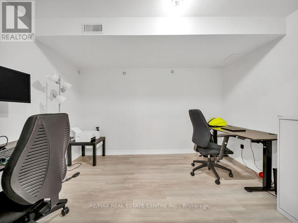 198 DUSKYWING WAY - 45