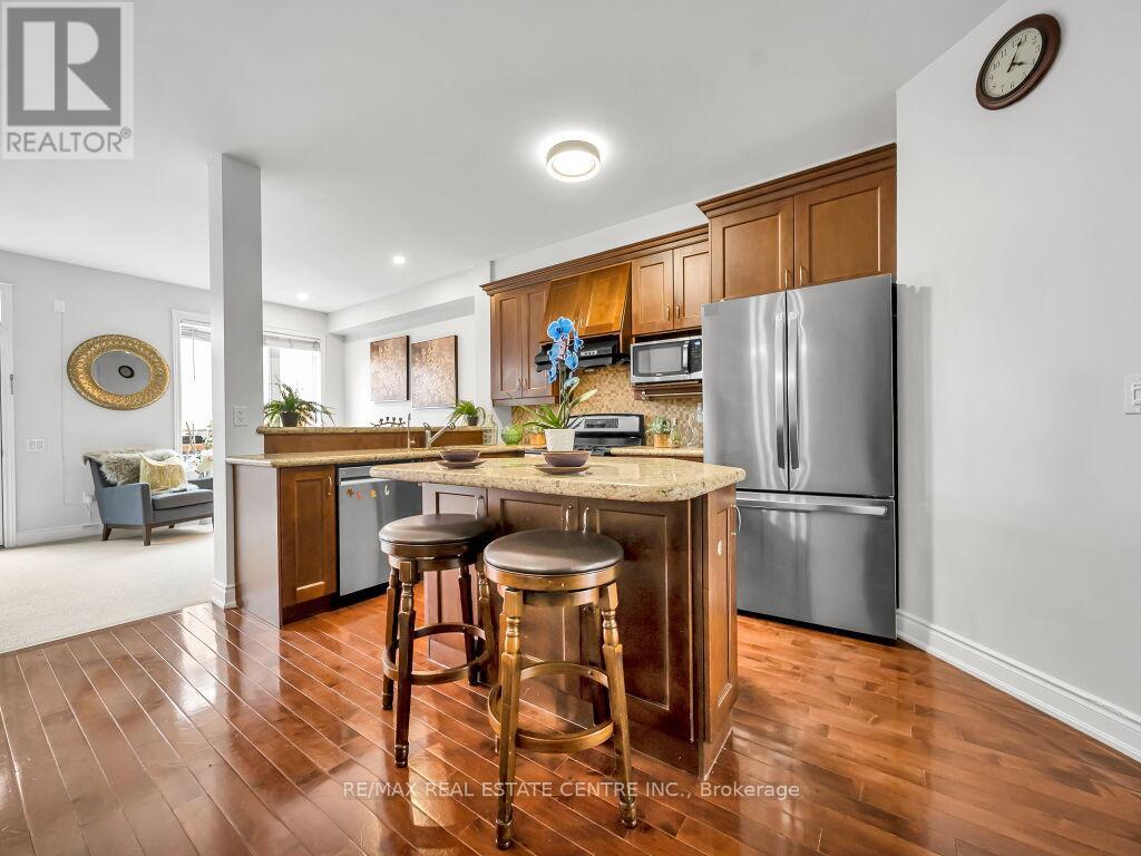 198 DUSKYWING WAY - 8