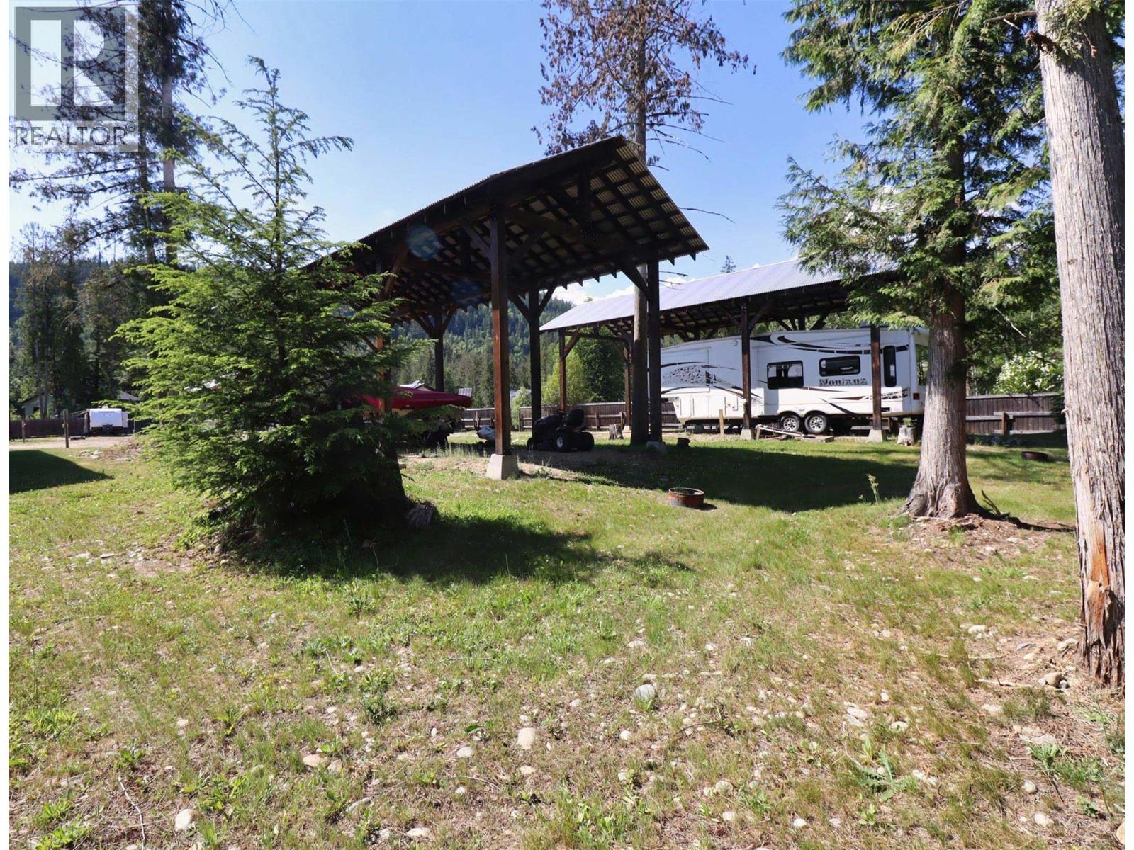 #12 1701 Ireland Road - 18