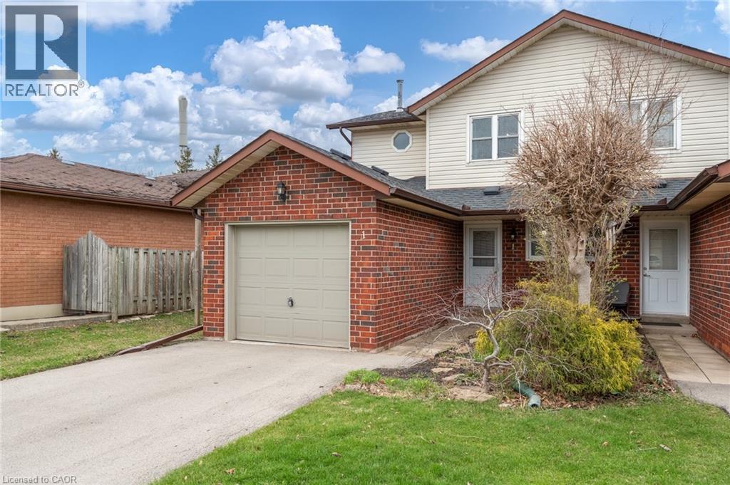 23 DYNASTY Avenue Unit# 1, Stoney Creek, Ontario, L8G4Z5 — Photo 4