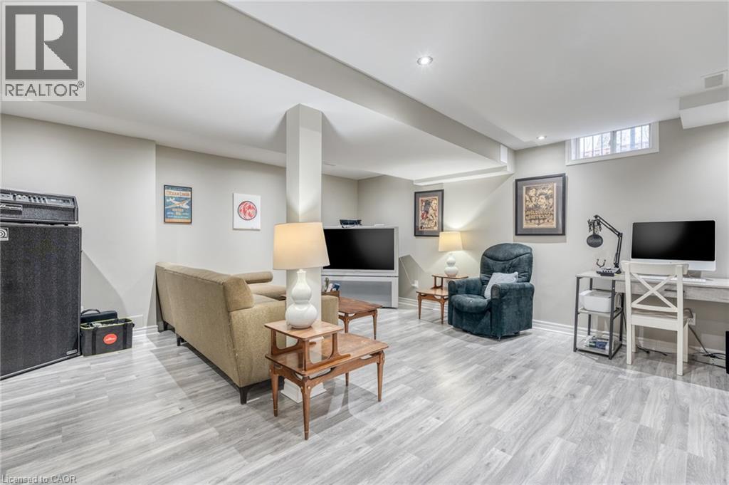 23 DYNASTY Avenue Unit# 1, Stoney Creek, Ontario, L8G4Z5 — Photo 26