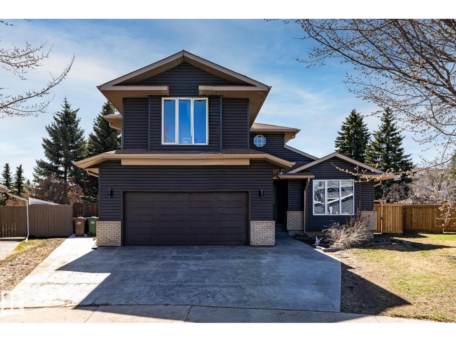 7 DOOLAN PL, St. Albert