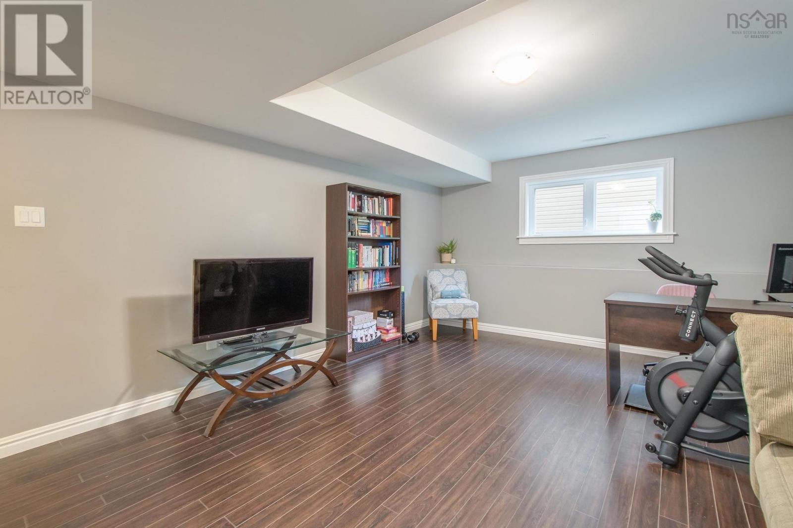 Property 29 of 42 of 30 Avebury Court