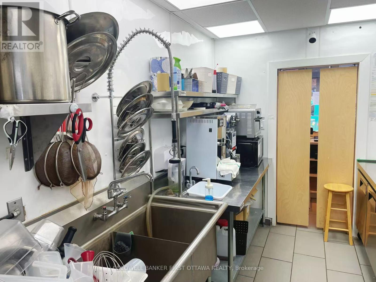 Retail for Sale in Ottawa – 49 WILLIAM STREET, Ottawa – MLS# X13075366 - Image 6