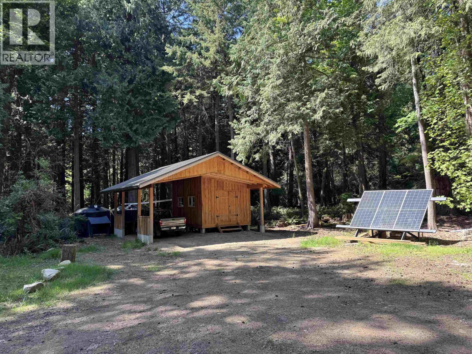 315 HAIRY ELBOW ROAD — photo 12