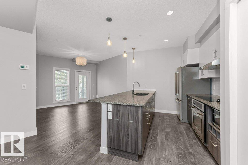 #204 10126 144 ST NW, Edmonton