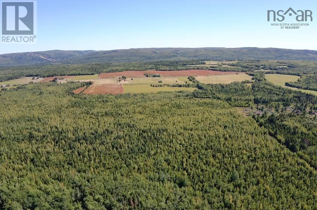 Property 10 of 23 of 5715 Wentworth Collingwood Road
