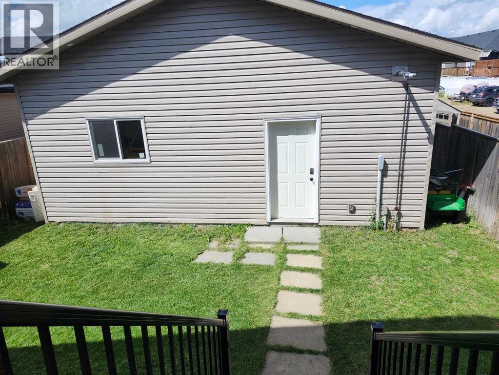82 Harvest Close, Penhold