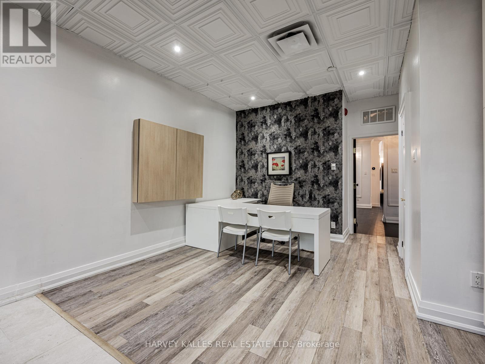 #126 2351 KENNEDY ROAD - 16