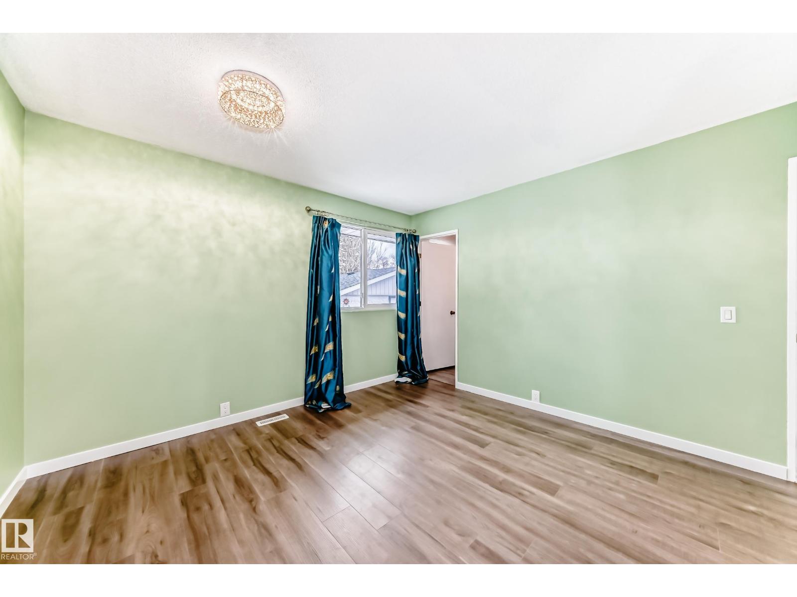 17104 85 AV NW - 18