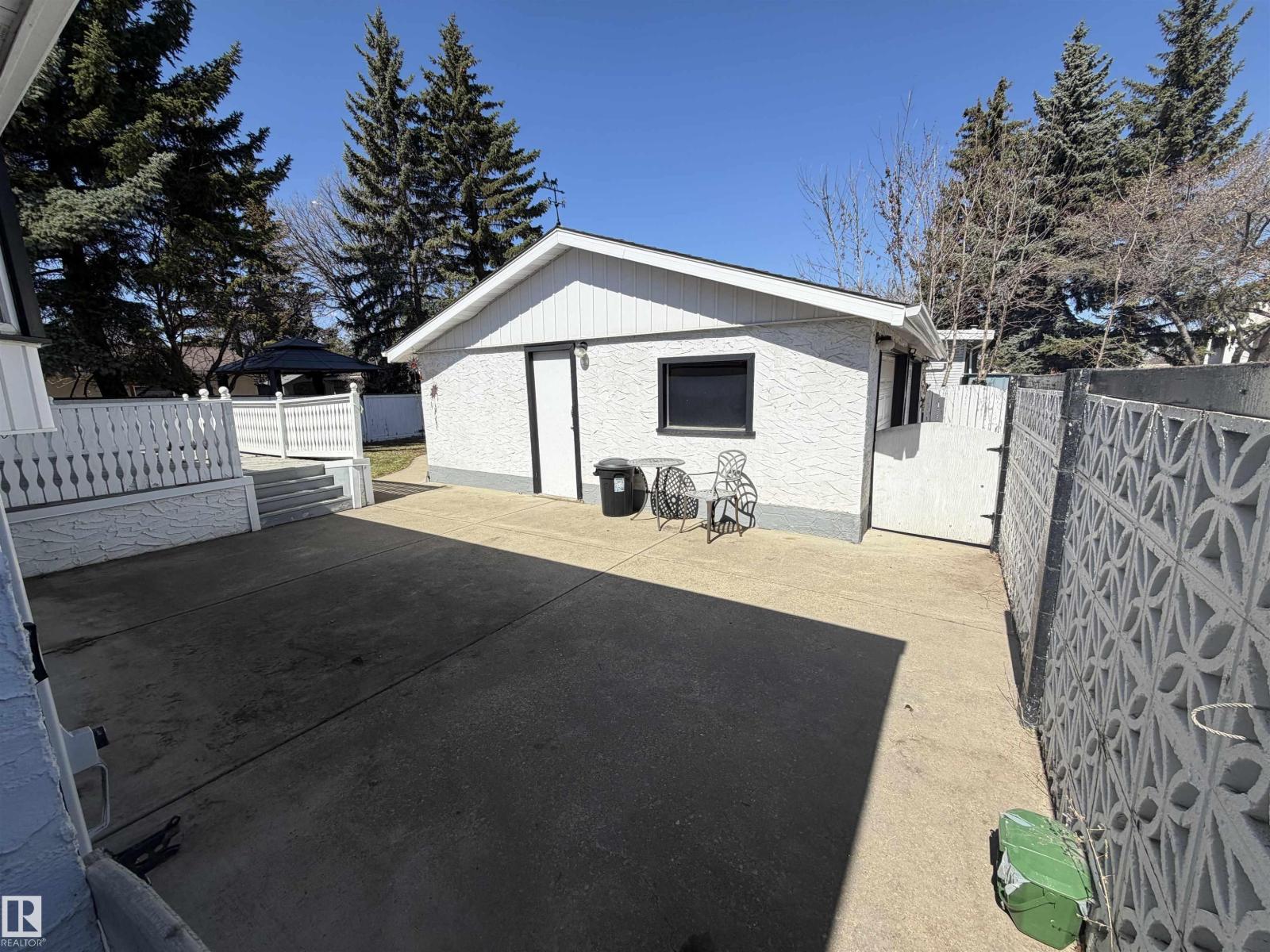 17104 85 AV NW - 46