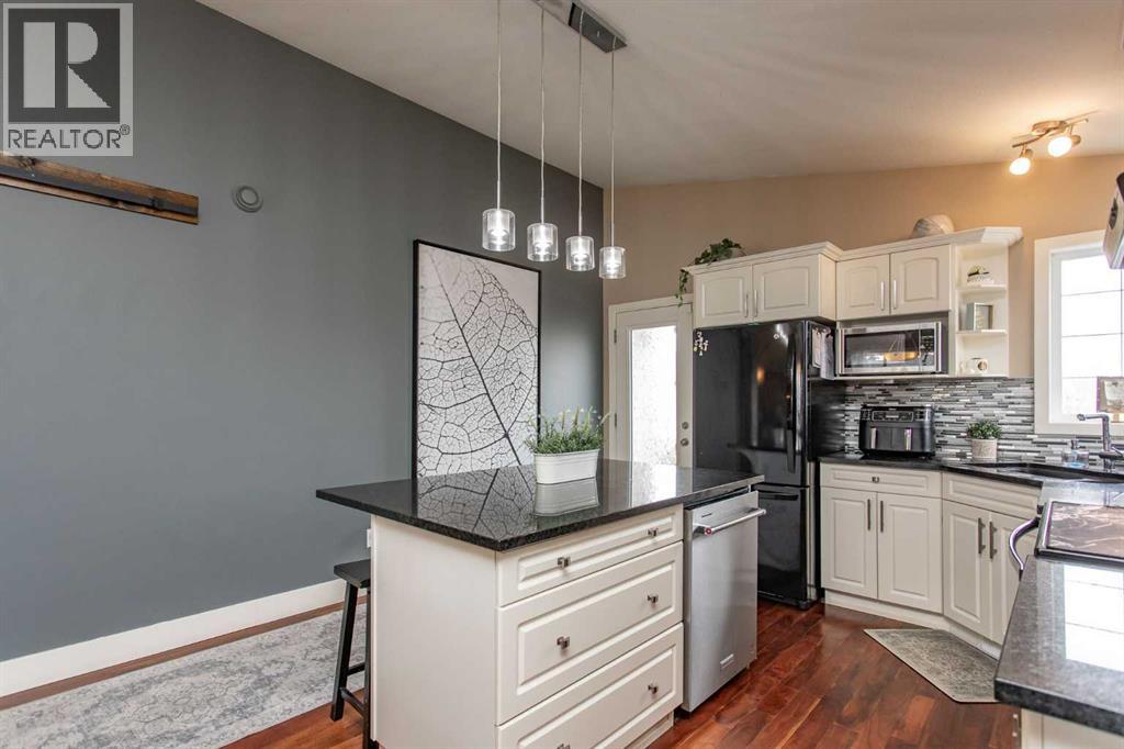 68 Garden Road, Lacombe