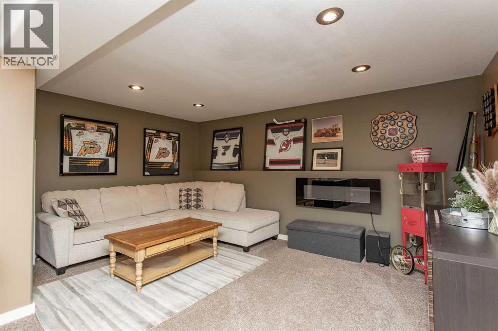 68 Garden Road, Lacombe