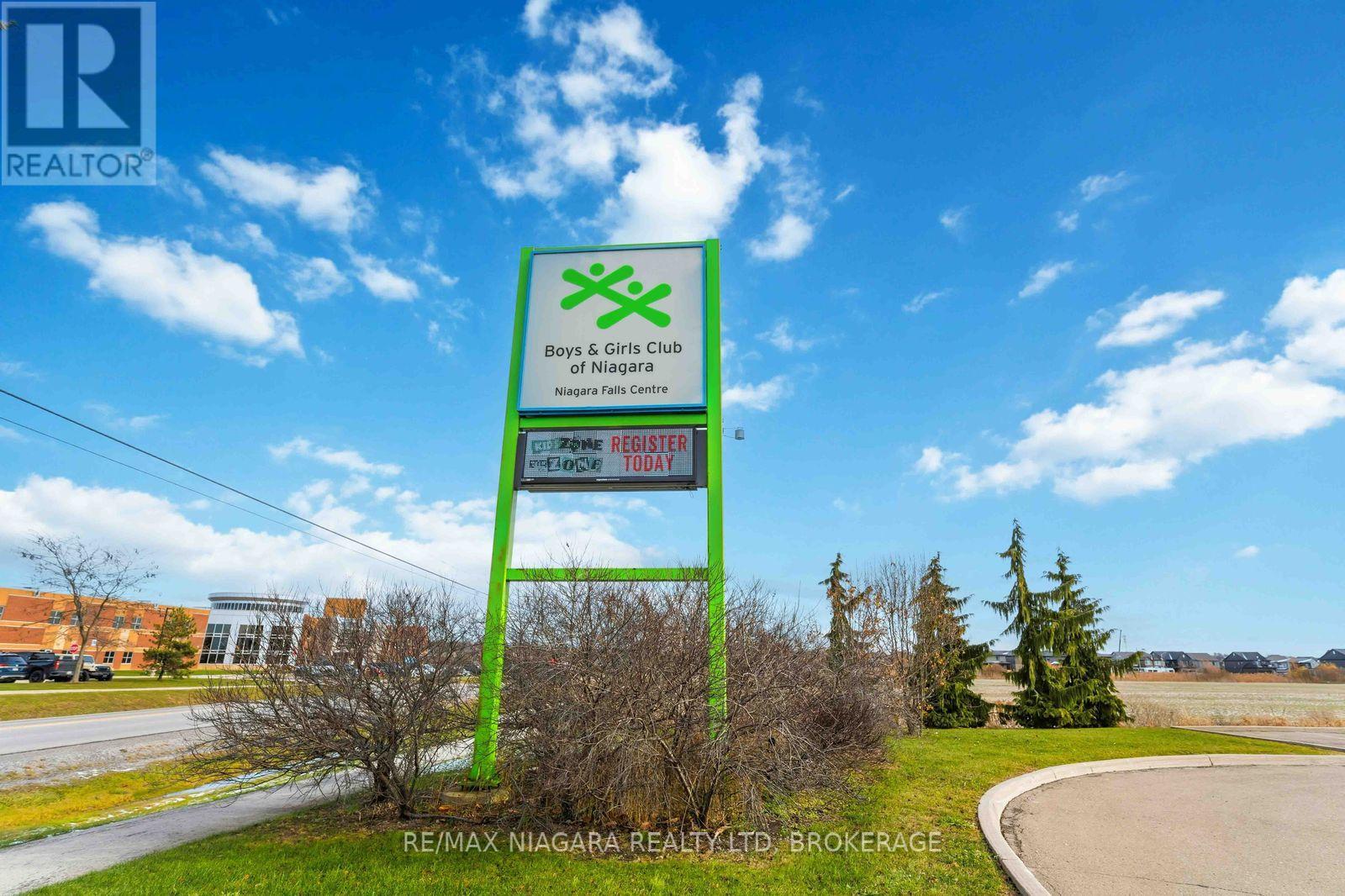 6537 ST MICHAEL AVENUE - 39