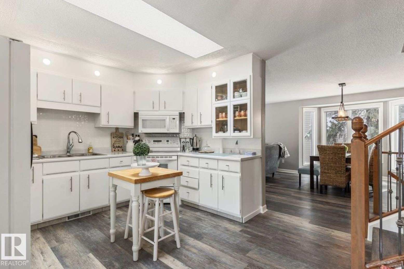 978 9 street - 13