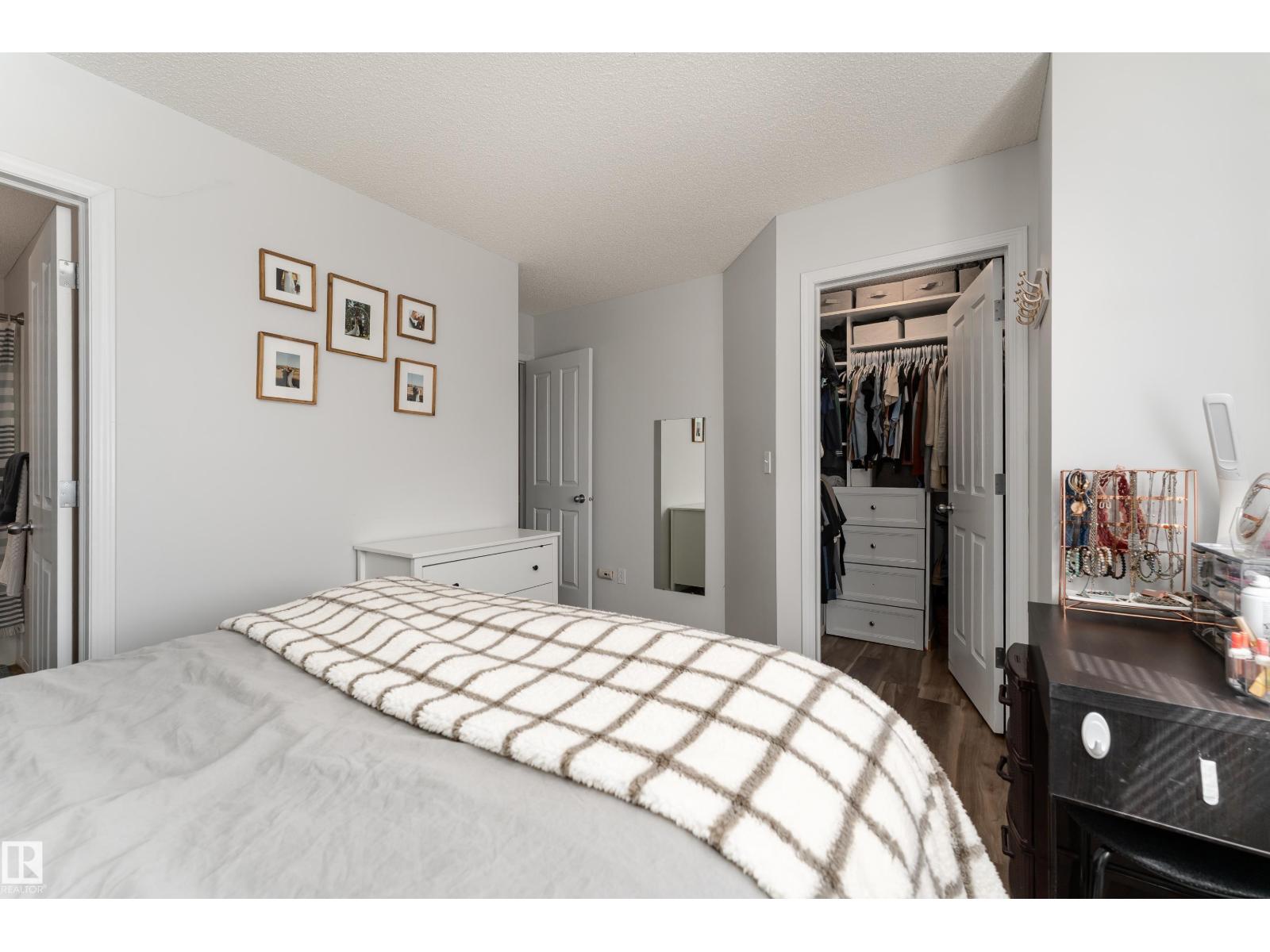 #32 5604 199 ST NW, Edmonton