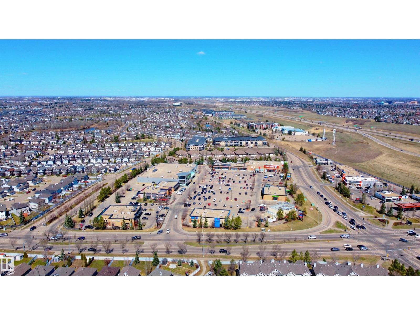 #32 5604 199 ST NW, Edmonton