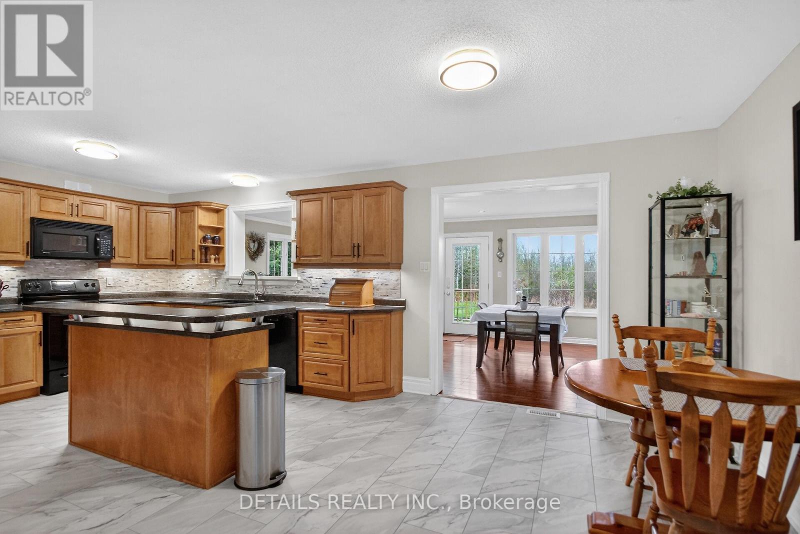 2263 MCGOVERN ROAD - 11