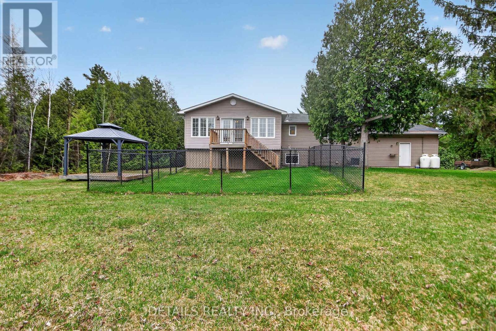 2263 MCGOVERN ROAD - 43