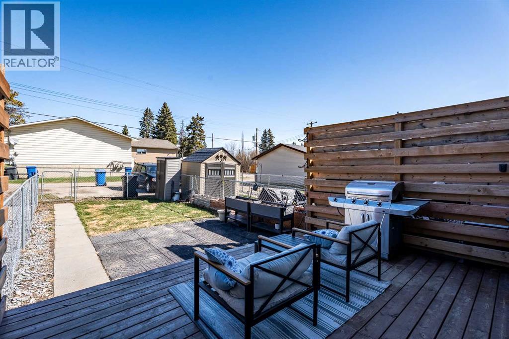 1118 Limit Avenue — photo 34