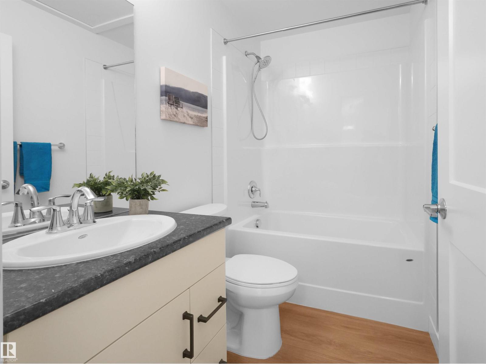 #403 10115 88 AV NW, Edmonton
