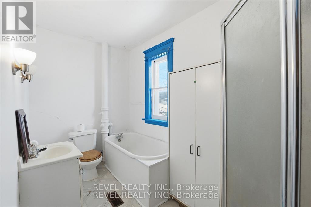 535 PARK STREET N - 12