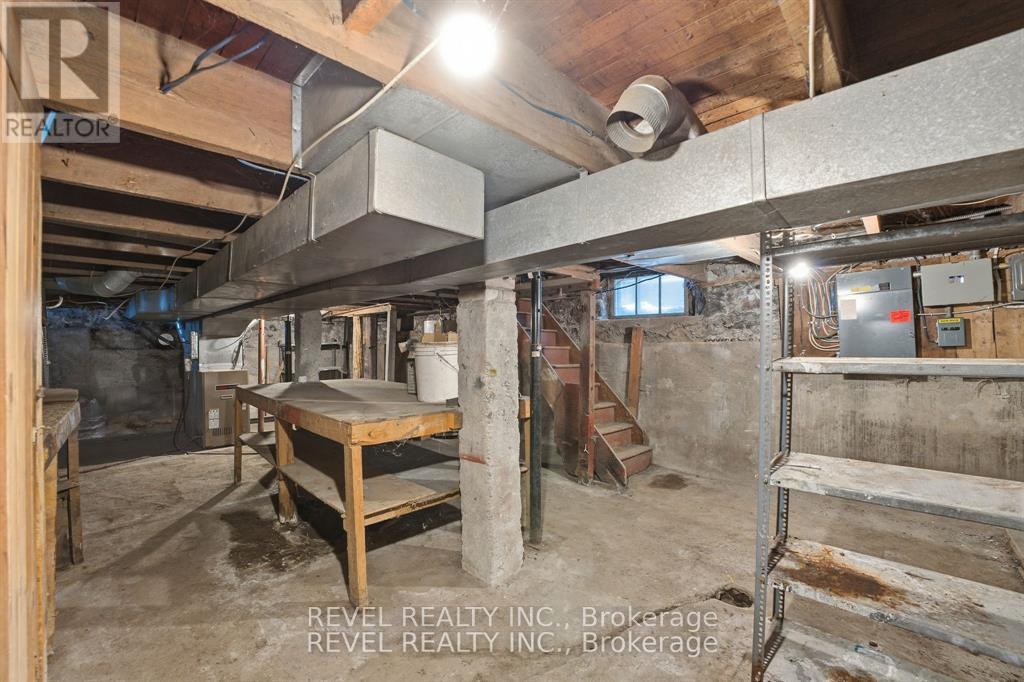 535 PARK STREET N - 15