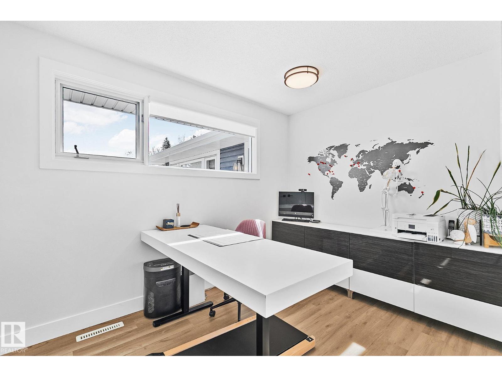 15011 77 AV NW, Edmonton