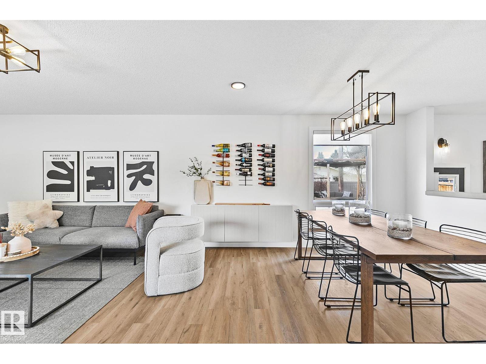 15011 77 AV NW, Edmonton