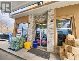 951 Dundas Street W, Whitby, ON L1N2N8 Photo 9