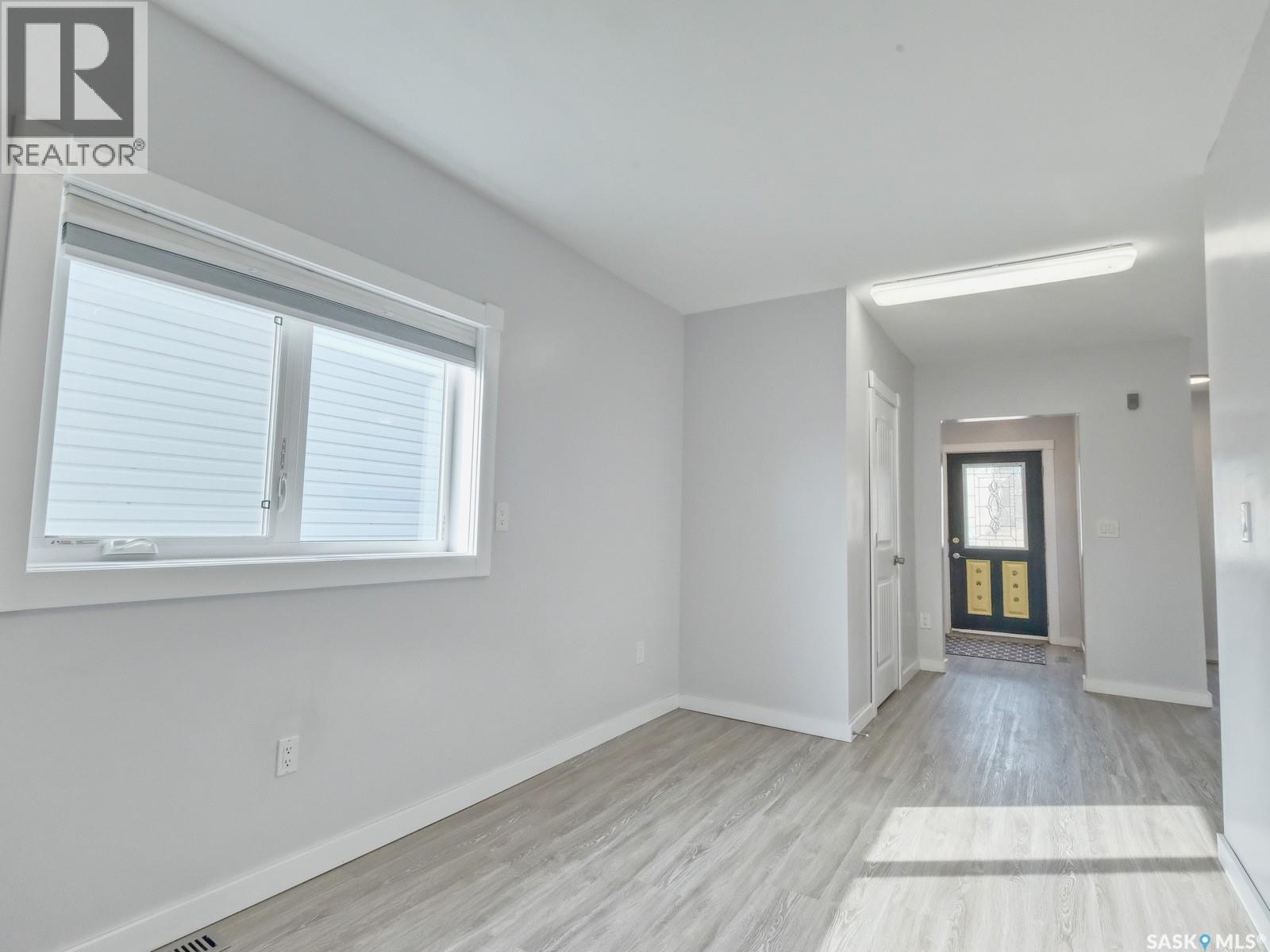 204 2nd AVENUE W - 14
