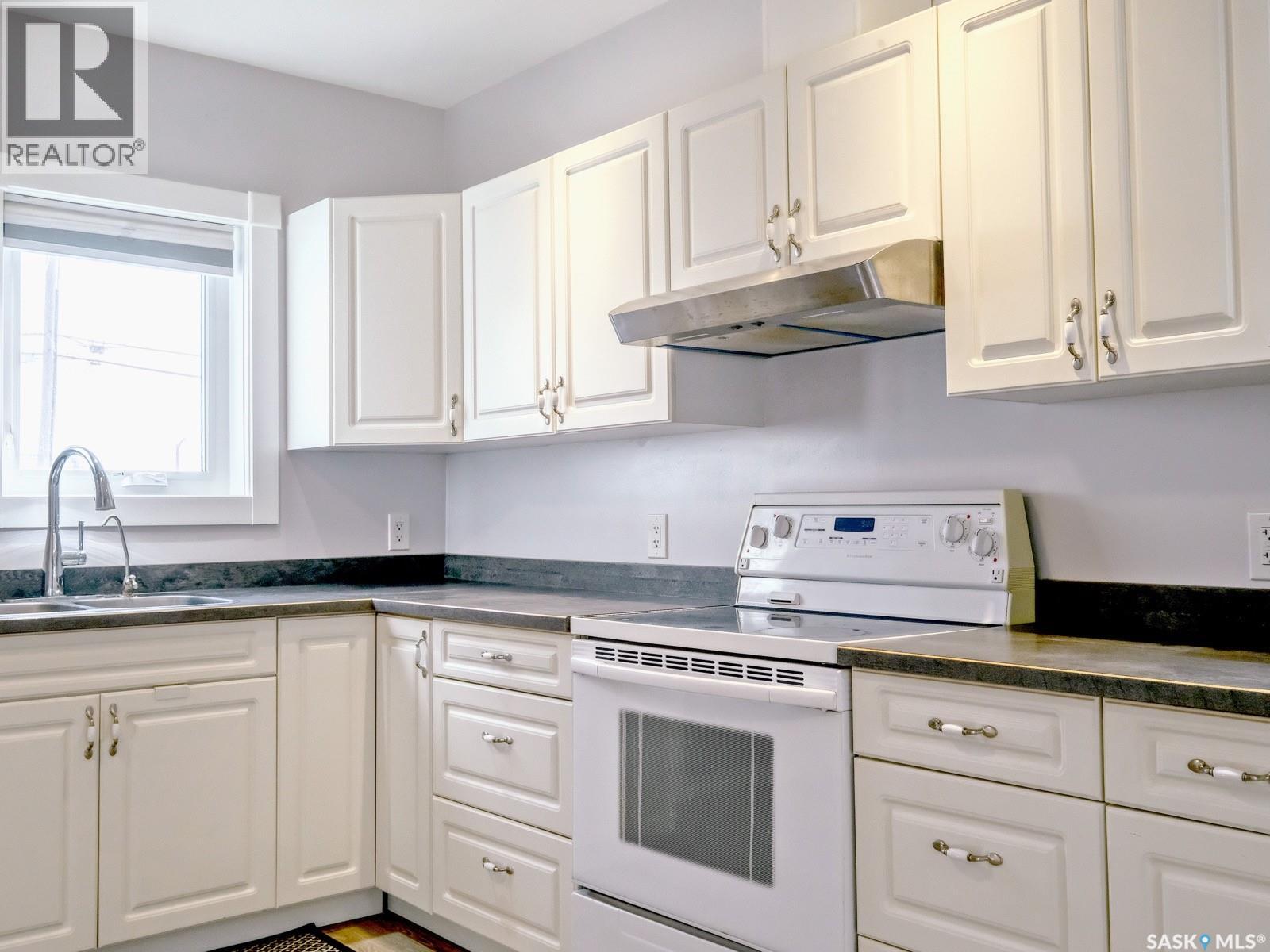 204 2nd AVENUE W - 17