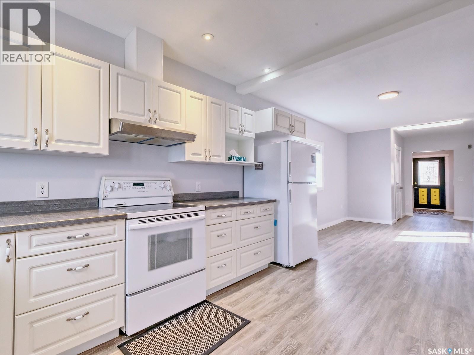 204 2nd AVENUE W - 18