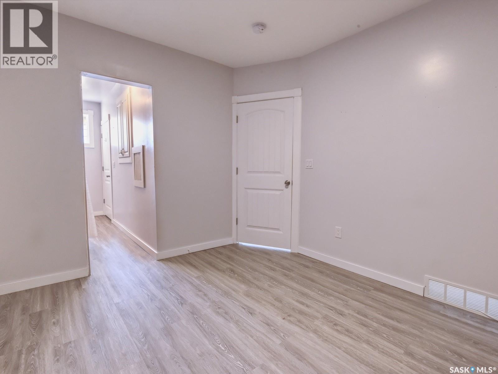 204 2nd AVENUE W - 25