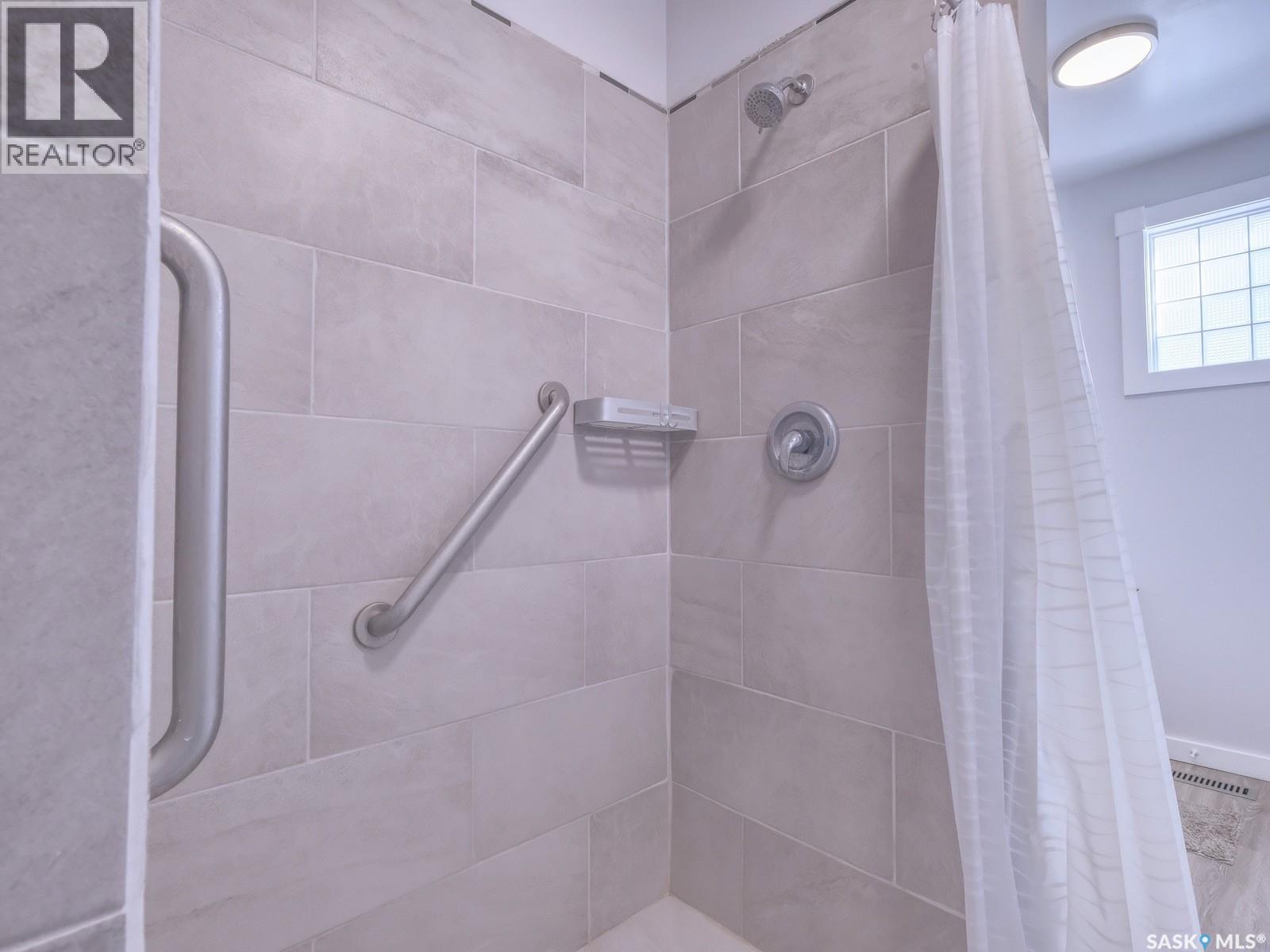 204 2nd AVENUE W - 28