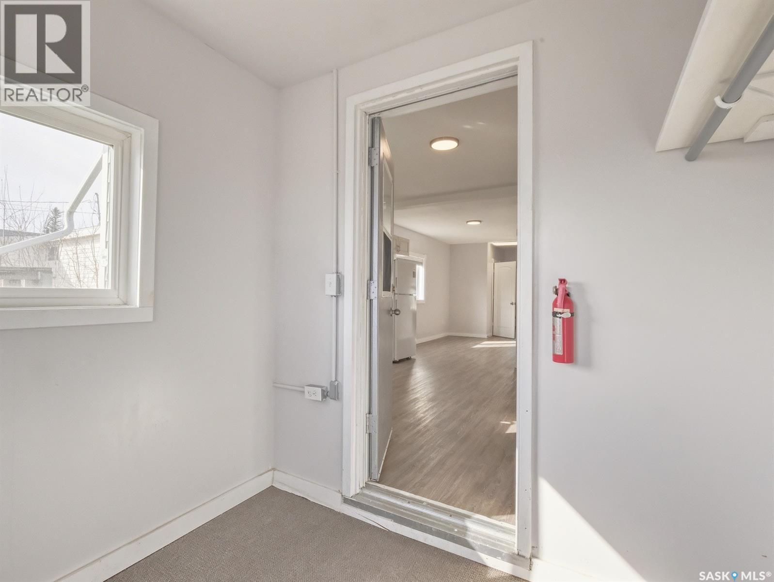 204 2nd AVENUE W - 37
