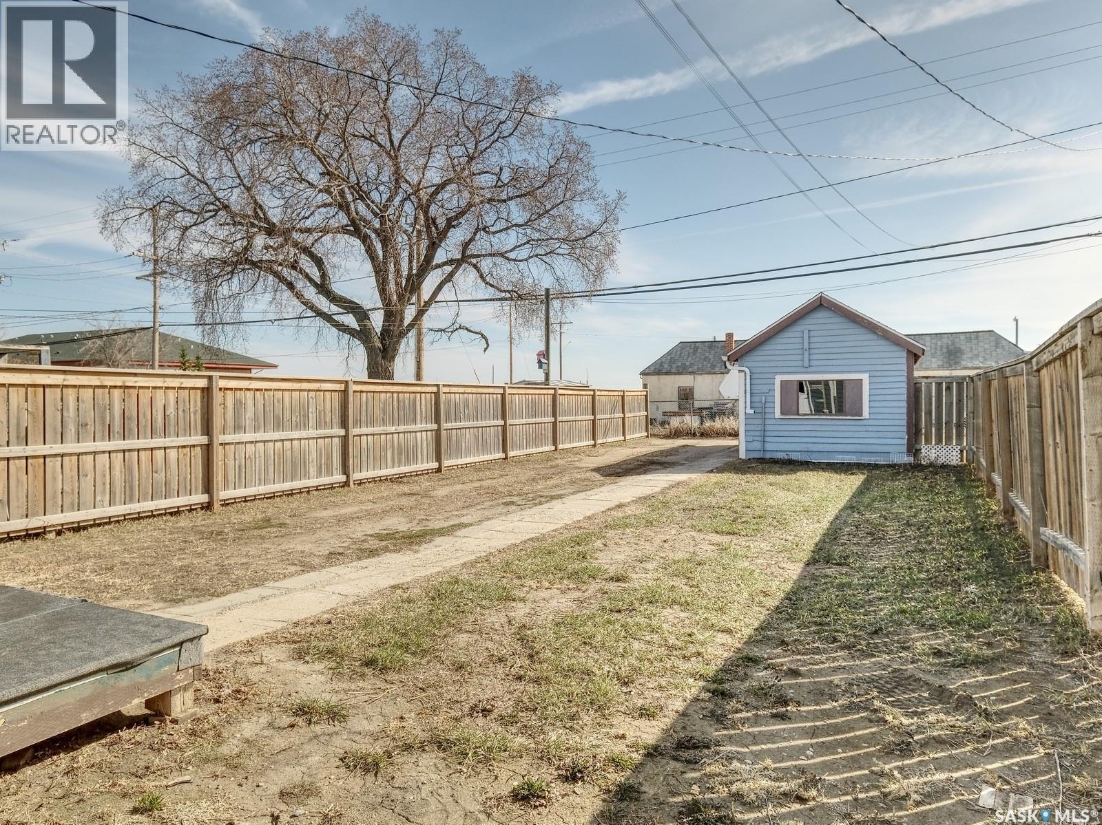204 2nd AVENUE W - 40
