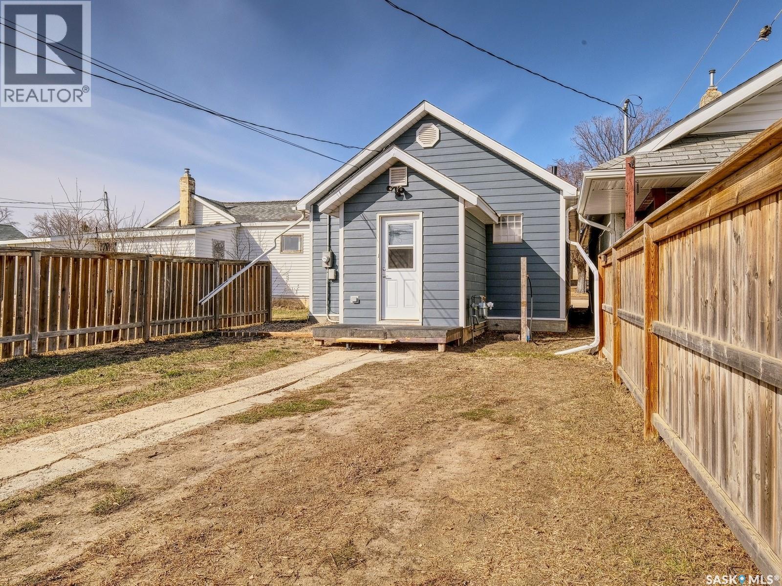 204 2nd AVENUE W - 41