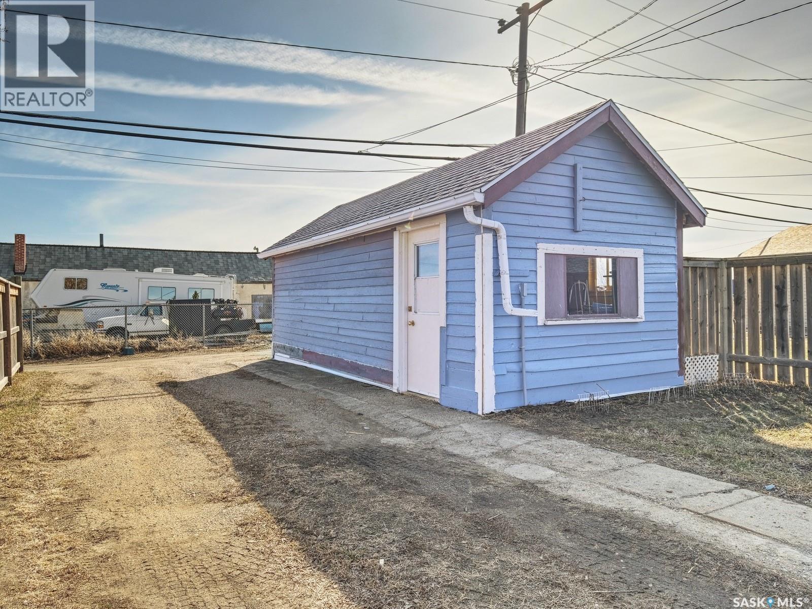 204 2nd AVENUE W - 43