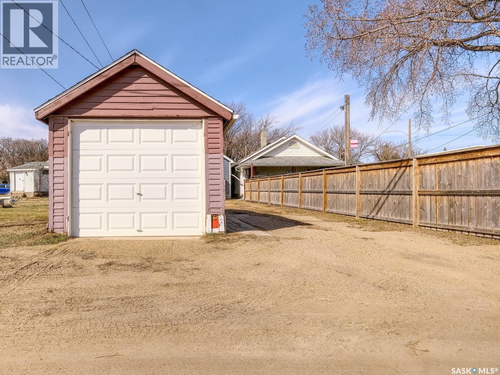 204 2nd AVENUE W - 44