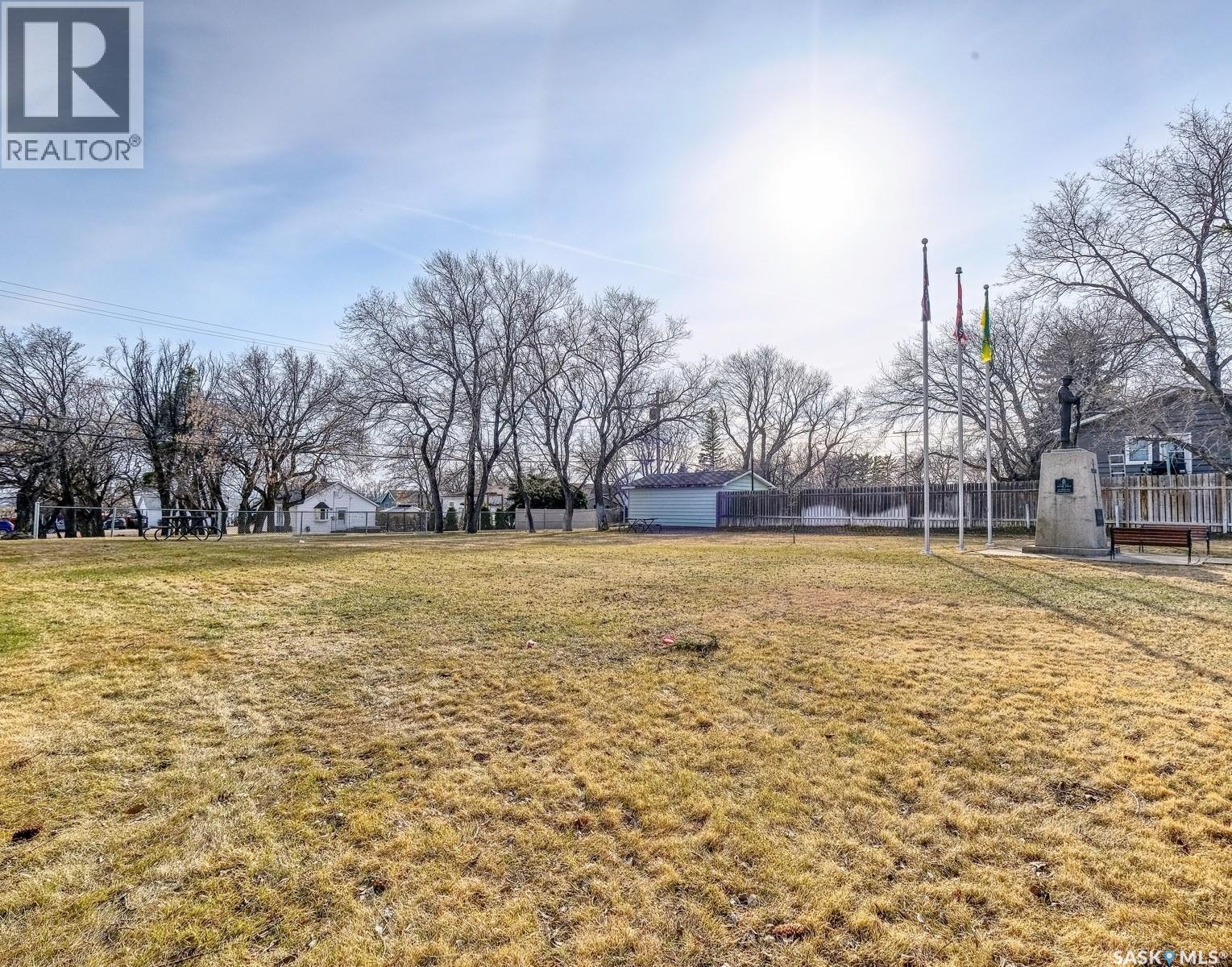 204 2nd AVENUE W - 48